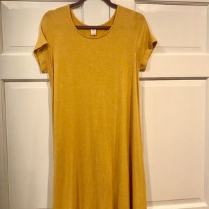 Short sleeve swing dress